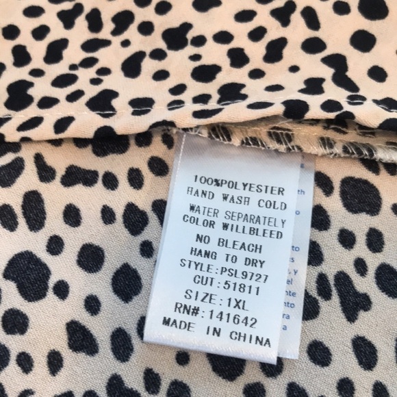 She + Sky Cheetah Print Pullover Top Size 1XL - Picture 8 of 12
